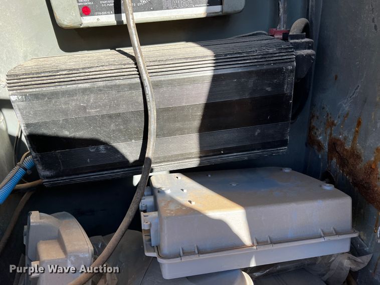 image for item DQ1908 2003 Chevrolet C4500  bucket truck