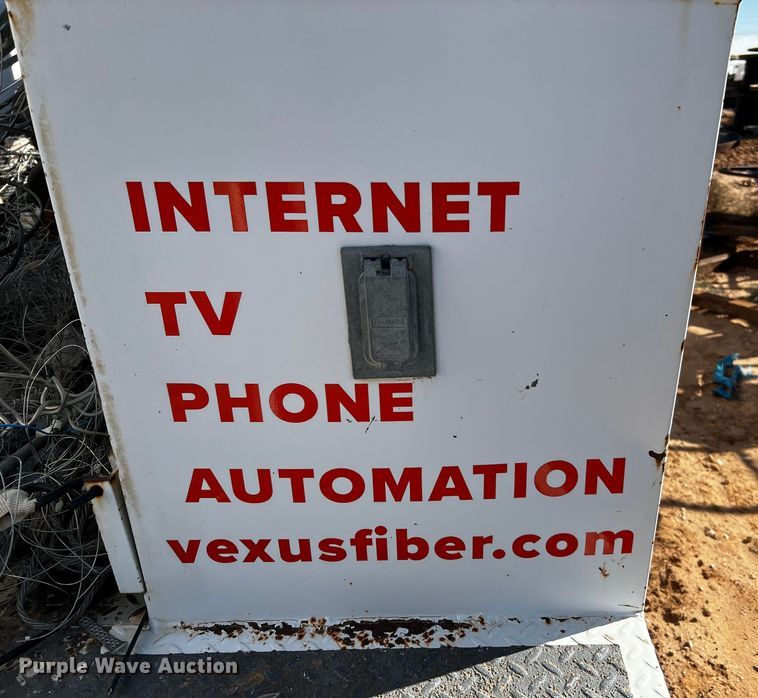 image for item DQ1908 2003 Chevrolet C4500  bucket truck