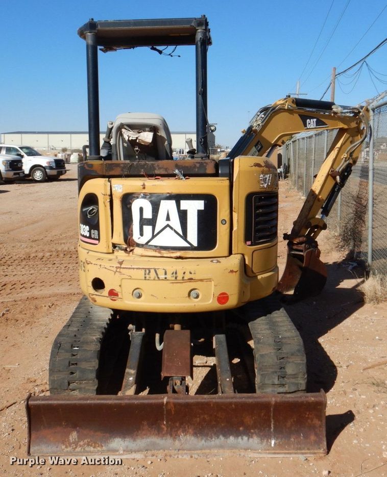 image for item DQ1910 2006 Caterpillar 303CCR  mini excavator