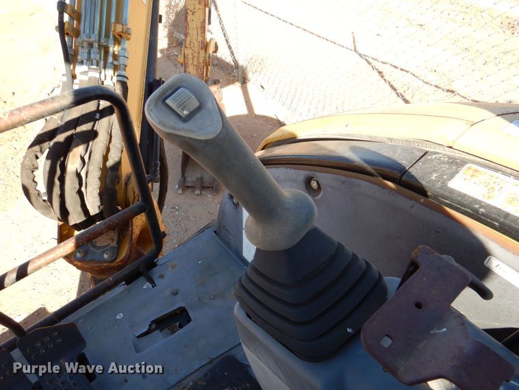 image for item DQ1910 2006 Caterpillar 303CCR  mini excavator