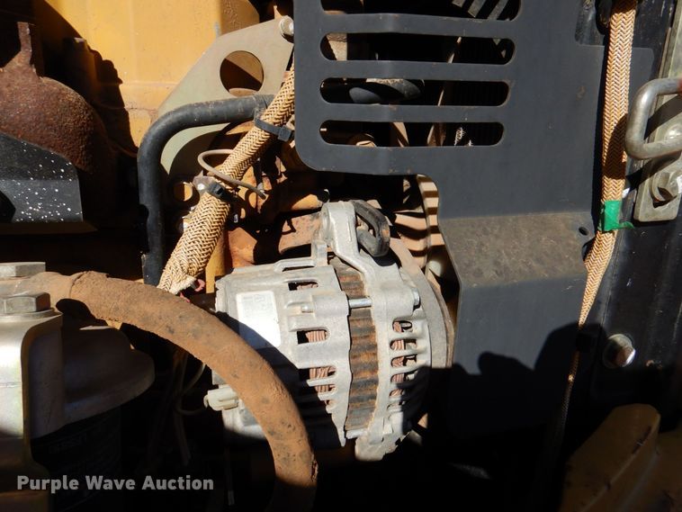 image for item DQ1910 2006 Caterpillar 303CCR  mini excavator