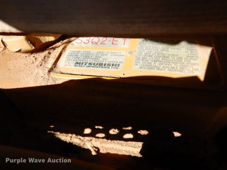 image for item DQ1910 2006 Caterpillar 303CCR  mini excavator