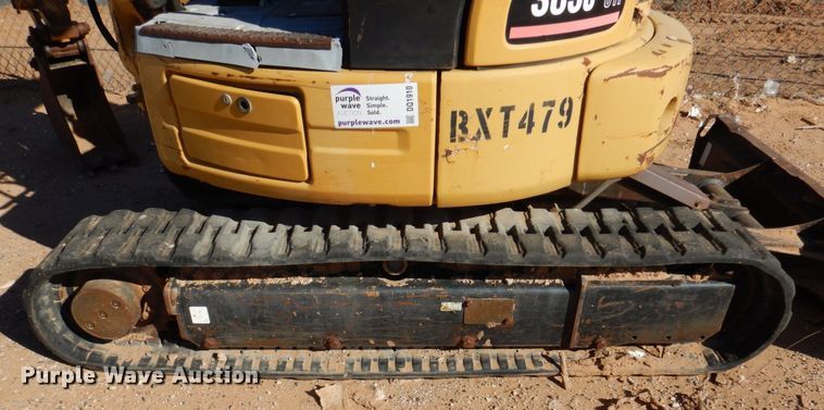 image for item DQ1910 2006 Caterpillar 303CCR  mini excavator
