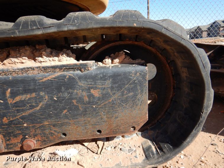 image for item DQ1910 2006 Caterpillar 303CCR  mini excavator