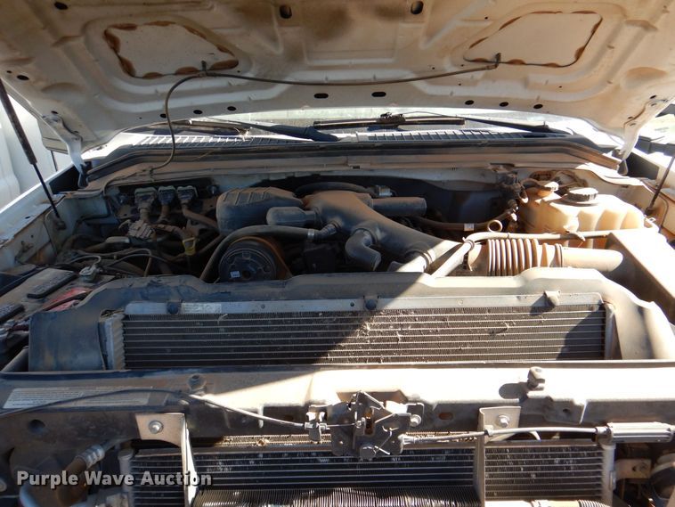 image for item DQ1911 2008 Ford F350 Super Duty XL  bucket truck