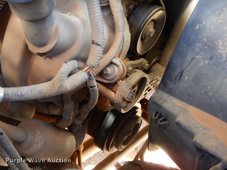 image for item DQ1911 2008 Ford F350 Super Duty XL  bucket truck