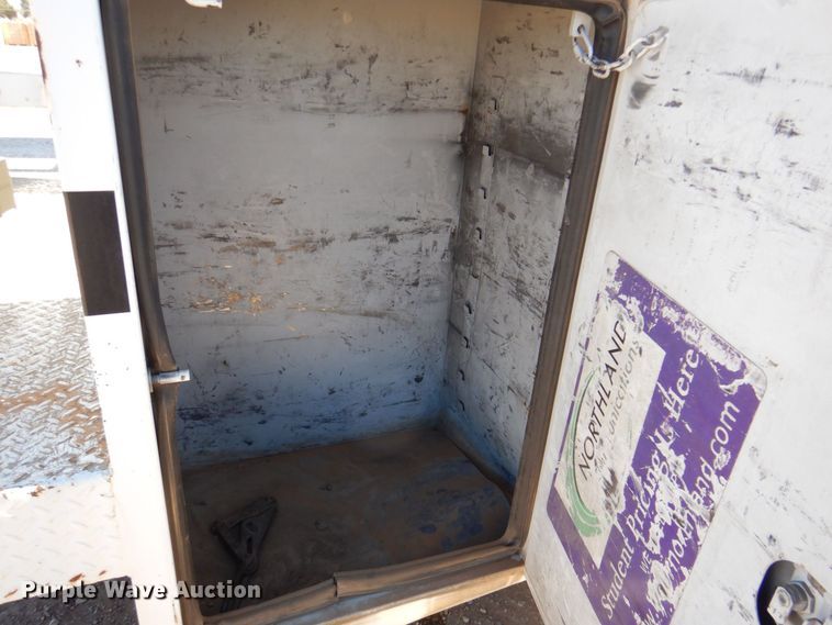 image for item DQ1911 2008 Ford F350 Super Duty XL  bucket truck