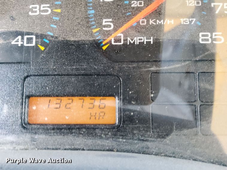 image for item DQ1915 2007 International 4300  utility / service truck