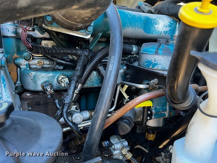 image for item DQ1915 2007 International 4300  utility / service truck