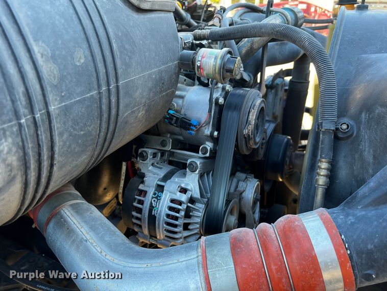 image for item DQ1915 2007 International 4300  utility / service truck