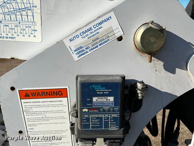 image for item DQ1915 2007 International 4300  utility / service truck