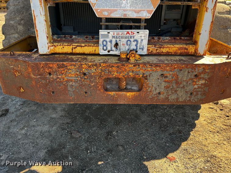 image for item DQ1916 1981 Caterpillar 950B  wheel loader