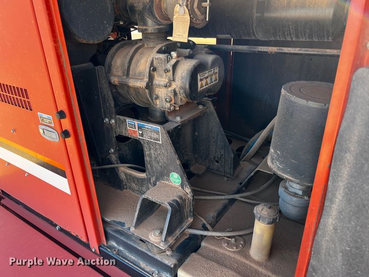 image for item DQ1920 2013 Ditch Witch FX30  vacuum excavator