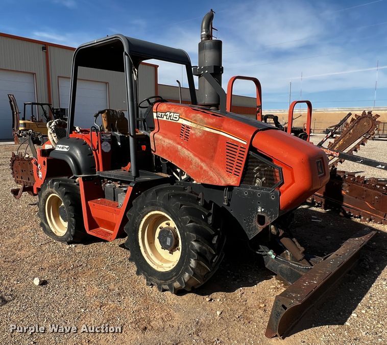 image for item DQ1921 2004 Ditch Witch RT115H  trencher