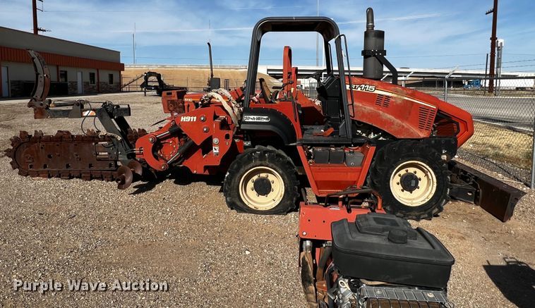 image for item DQ1921 2004 Ditch Witch RT115H  trencher