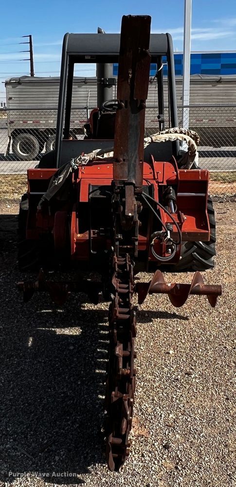 image for item DQ1921 2004 Ditch Witch RT115H  trencher