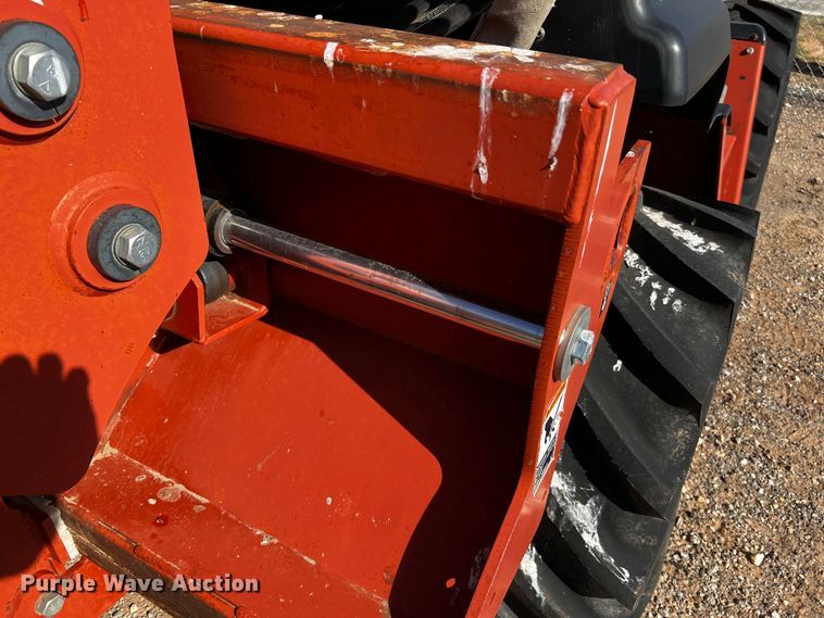image for item DQ1921 2004 Ditch Witch RT115H  trencher