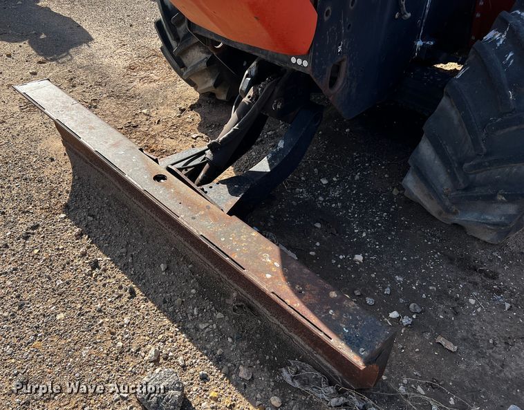 image for item DQ1921 2004 Ditch Witch RT115H  trencher