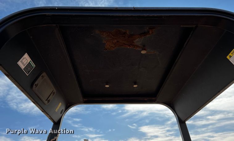 image for item DQ1921 2004 Ditch Witch RT115H  trencher