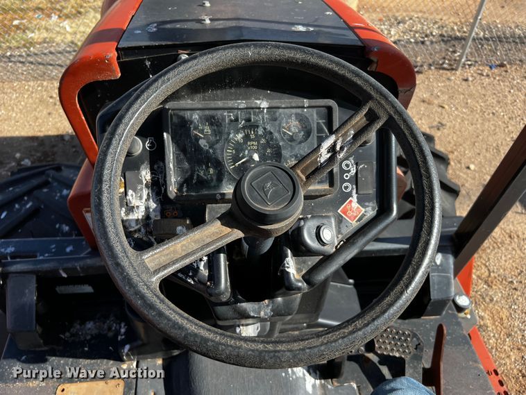 image for item DQ1921 2004 Ditch Witch RT115H  trencher