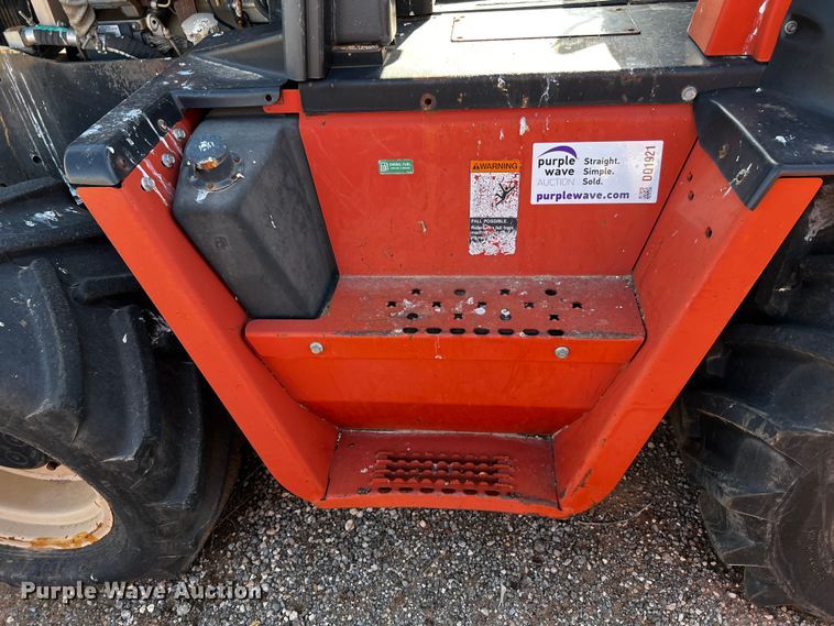 image for item DQ1921 2004 Ditch Witch RT115H  trencher