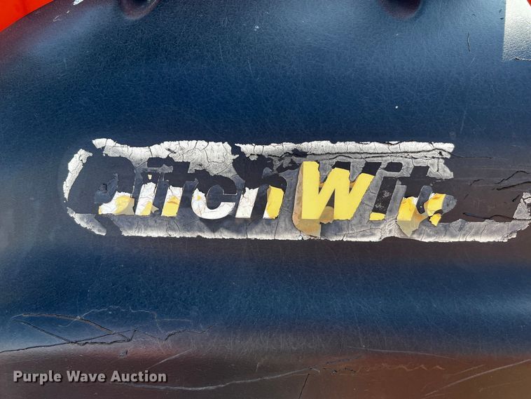 image for item DQ1921 2004 Ditch Witch RT115H  trencher