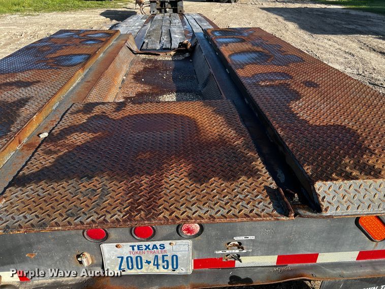 image for item DQ1925 1999 Eager Beaver 50GSL  lowboy equipment trailer