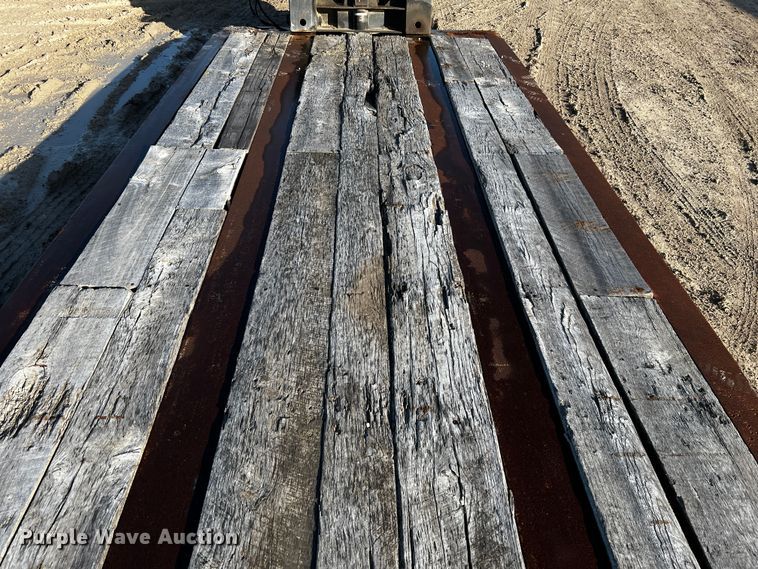 image for item DQ1925 1999 Eager Beaver 50GSL  lowboy equipment trailer