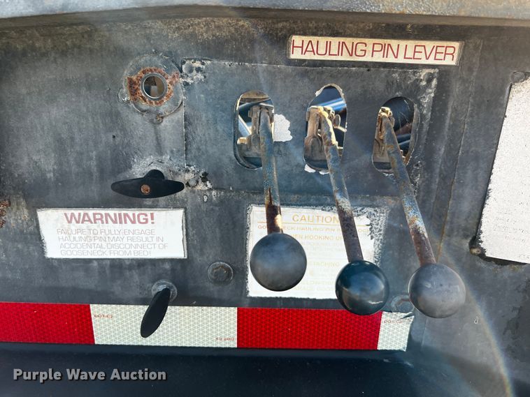 image for item DQ1925 1999 Eager Beaver 50GSL  lowboy equipment trailer