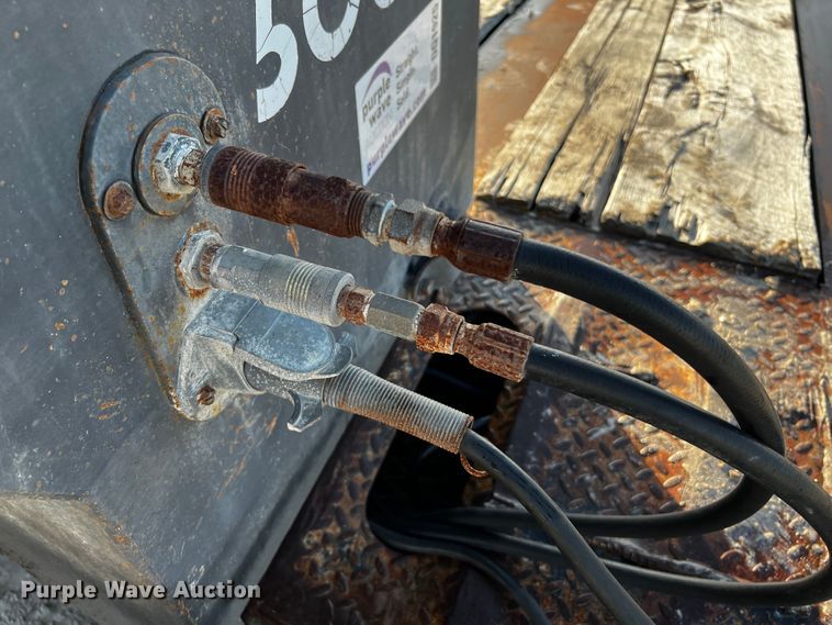 image for item DQ1925 1999 Eager Beaver 50GSL  lowboy equipment trailer