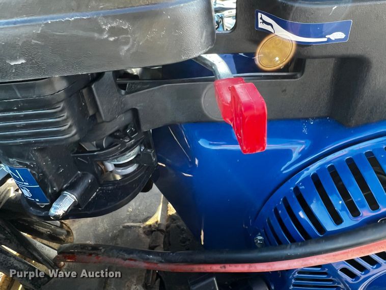 image for item DQ1925 1999 Eager Beaver 50GSL  lowboy equipment trailer