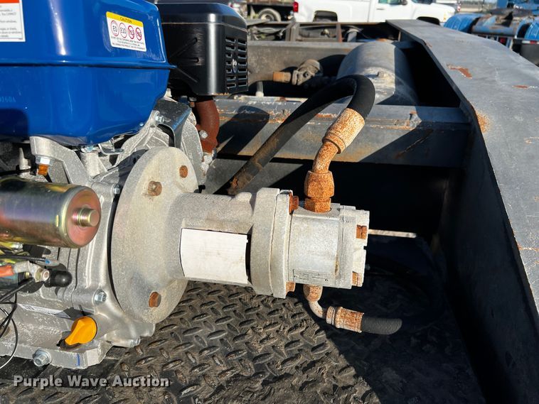 image for item DQ1925 1999 Eager Beaver 50GSL  lowboy equipment trailer