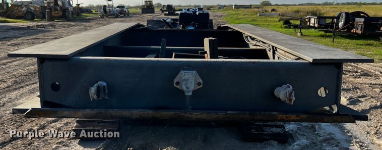 image for item DQ1925 1999 Eager Beaver 50GSL  lowboy equipment trailer