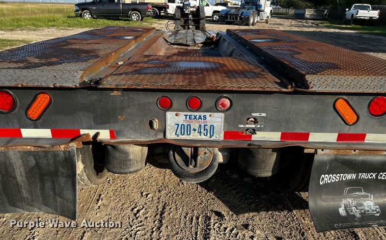 image for item DQ1925 1999 Eager Beaver 50GSL  lowboy equipment trailer