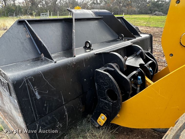 image for item DQ1926 2019 Caterpillar 950M  wheel loader