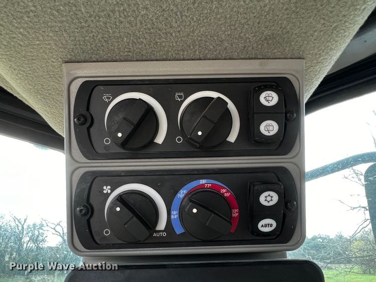 image for item DQ1926 2019 Caterpillar 950M  wheel loader