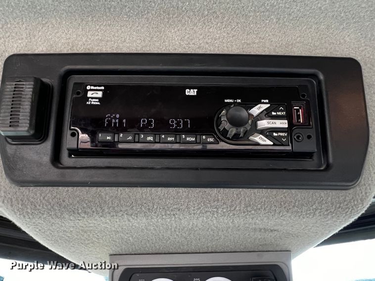 image for item DQ1926 2019 Caterpillar 950M  wheel loader