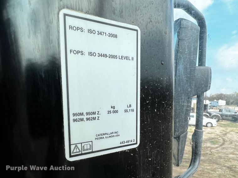 image for item DQ1926 2019 Caterpillar 950M  wheel loader