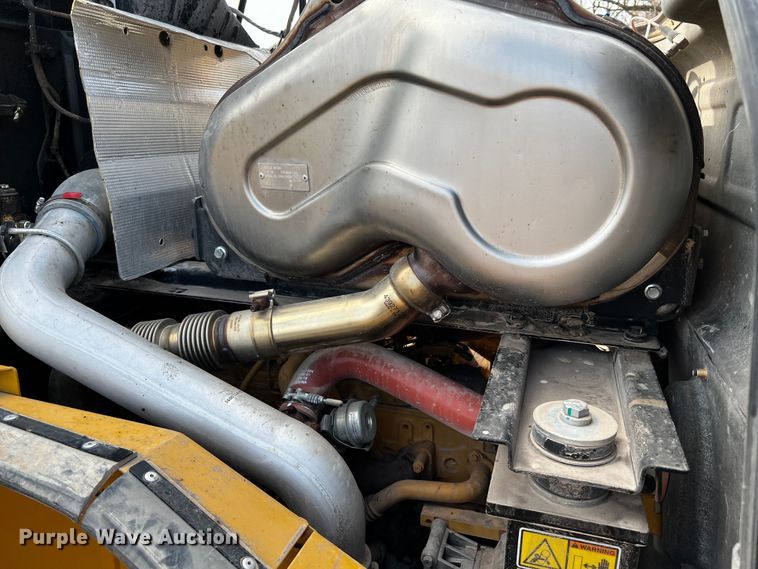 image for item DQ1926 2019 Caterpillar 950M  wheel loader