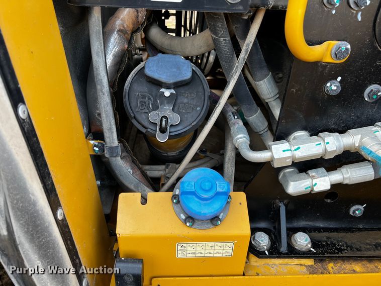 image for item DQ1926 2019 Caterpillar 950M  wheel loader