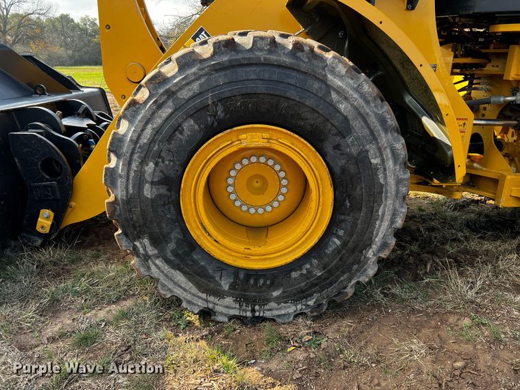 image for item DQ1926 2019 Caterpillar 950M  wheel loader