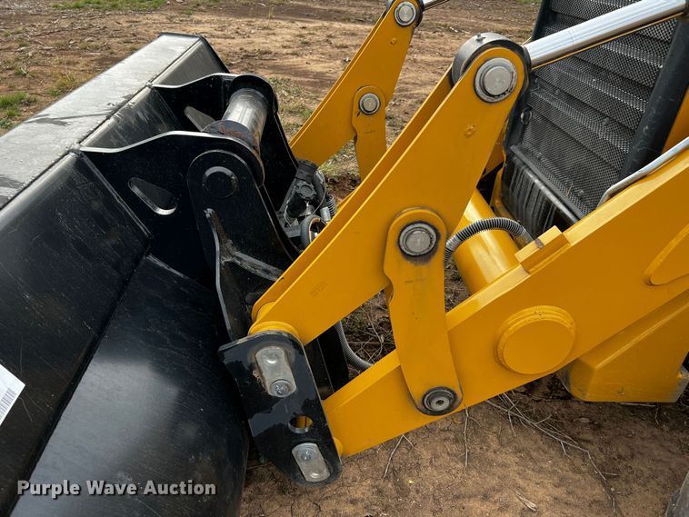 image for item DQ1927 2019 Caterpillar 420F2 IT  backhoe