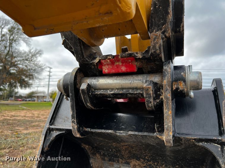 image for item DQ1927 2019 Caterpillar 420F2 IT  backhoe