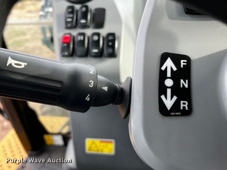 image for item DQ1927 2019 Caterpillar 420F2 IT  backhoe