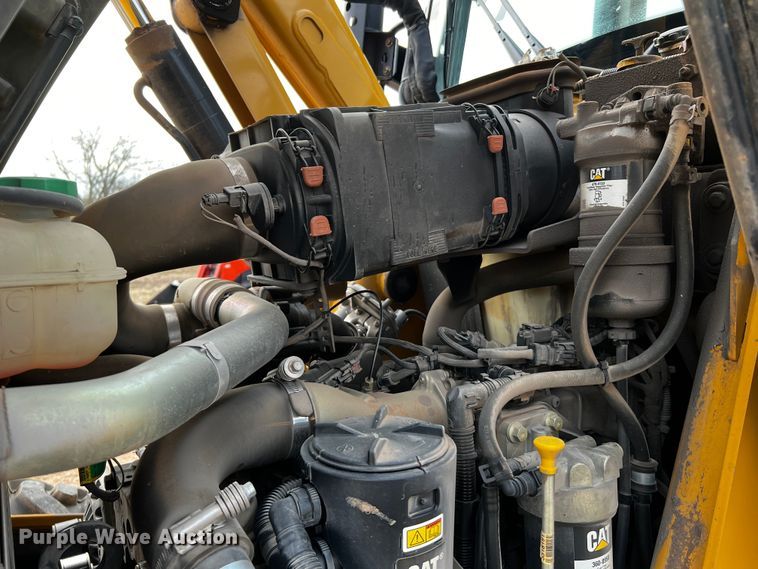 image for item DQ1927 2019 Caterpillar 420F2 IT  backhoe