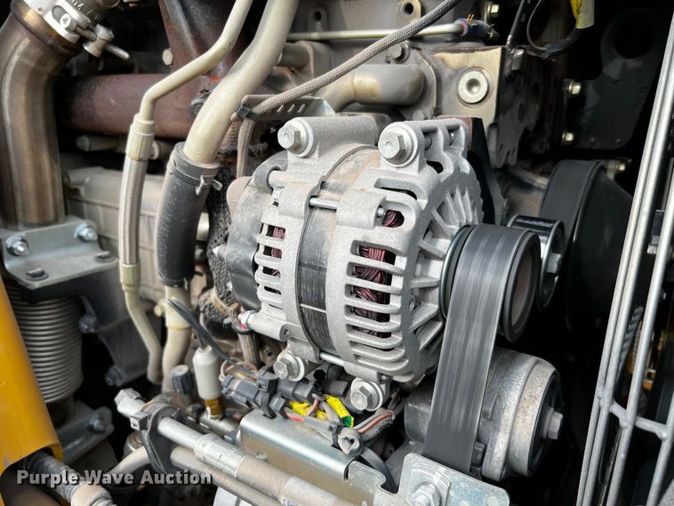 image for item DQ1927 2019 Caterpillar 420F2 IT  backhoe