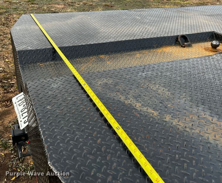 image for item DQ1928 2019 Ford F550 Super Duty  Crew Cab flatbed truck