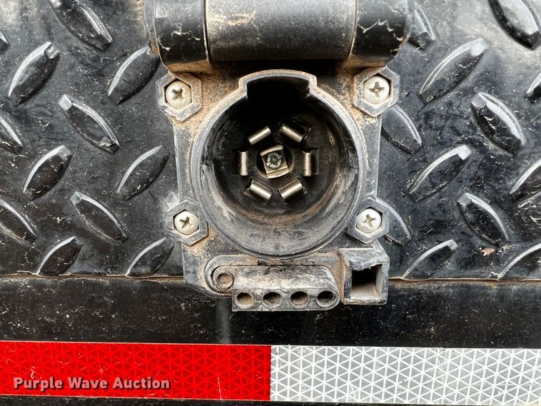 image for item DQ1928 2019 Ford F550 Super Duty  Crew Cab flatbed truck