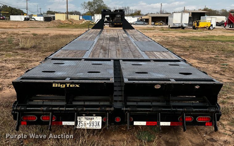 image for item DQ1929 2016 Big Tex 25GNHD  equipment trailer