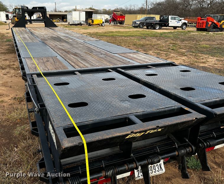 image for item DQ1929 2016 Big Tex 25GNHD  equipment trailer